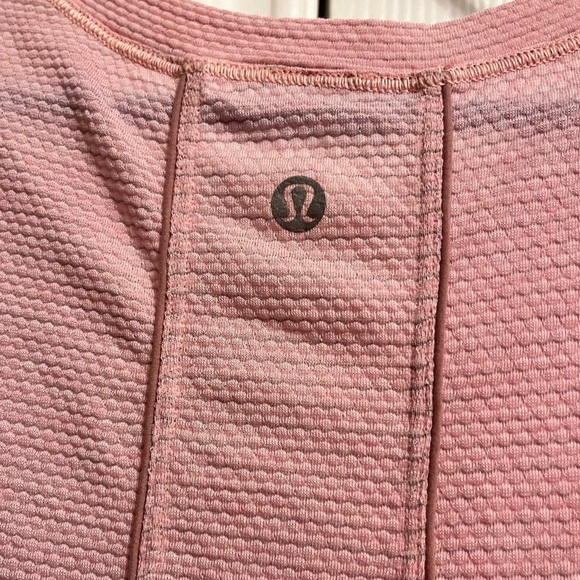 Lululemon Athletic Pink Women's Top - Picture 4 of 5